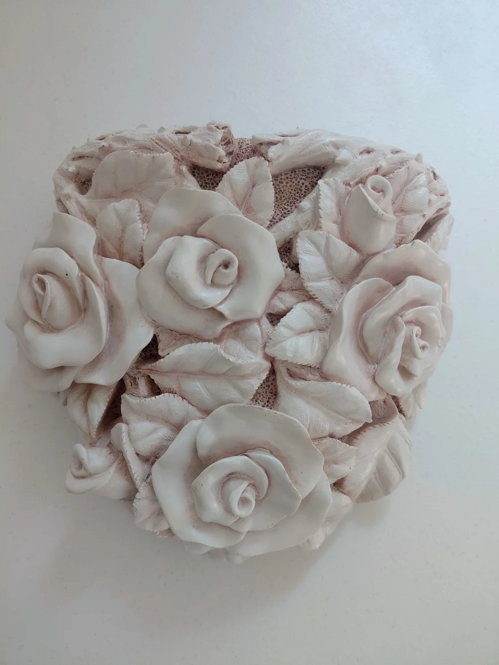 Decorative Heart Wall Shelf with Sculpted Roses in Light Pink Victorian Cottage